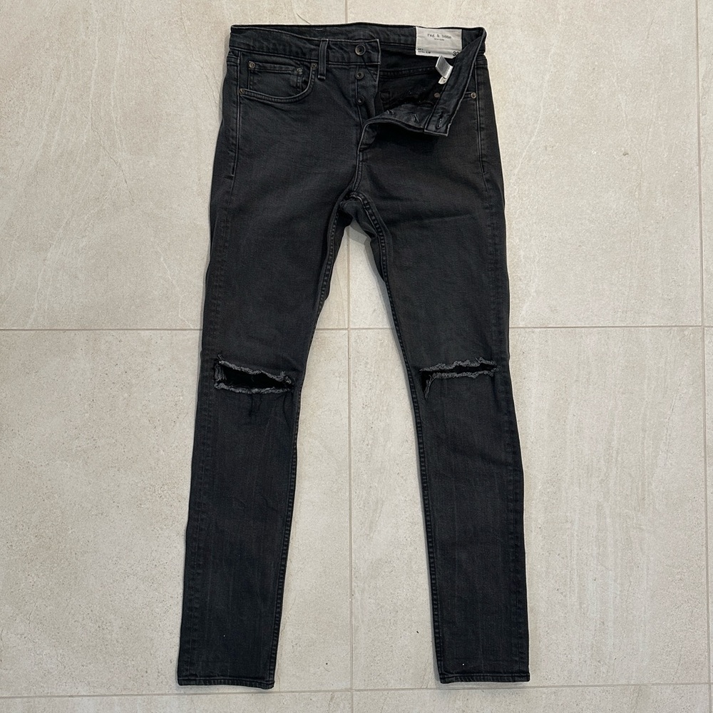 Fabulous Rag & Bone Fit 1 Shelter w/Holes Extra Slim 32”, 34” Inseam 33.5”